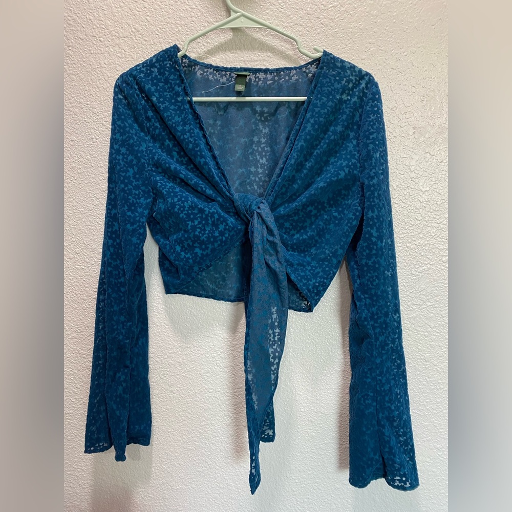 Small Wild Fable cropped tie top